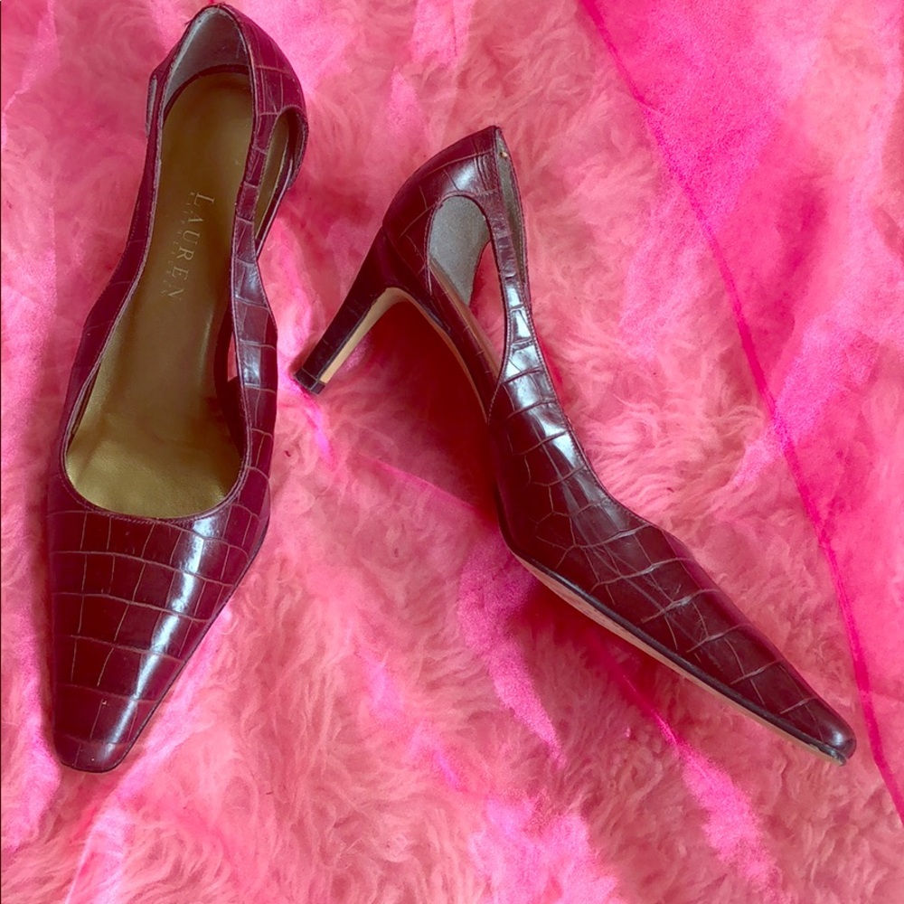 Lauren Ralph Lauren size 11 elegant heels.